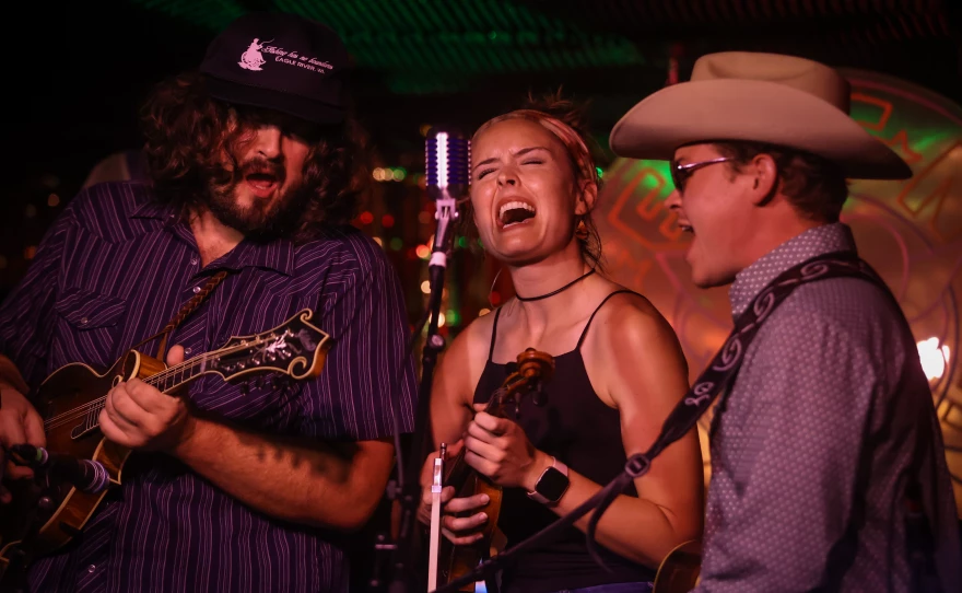 East Nash Grass tickets